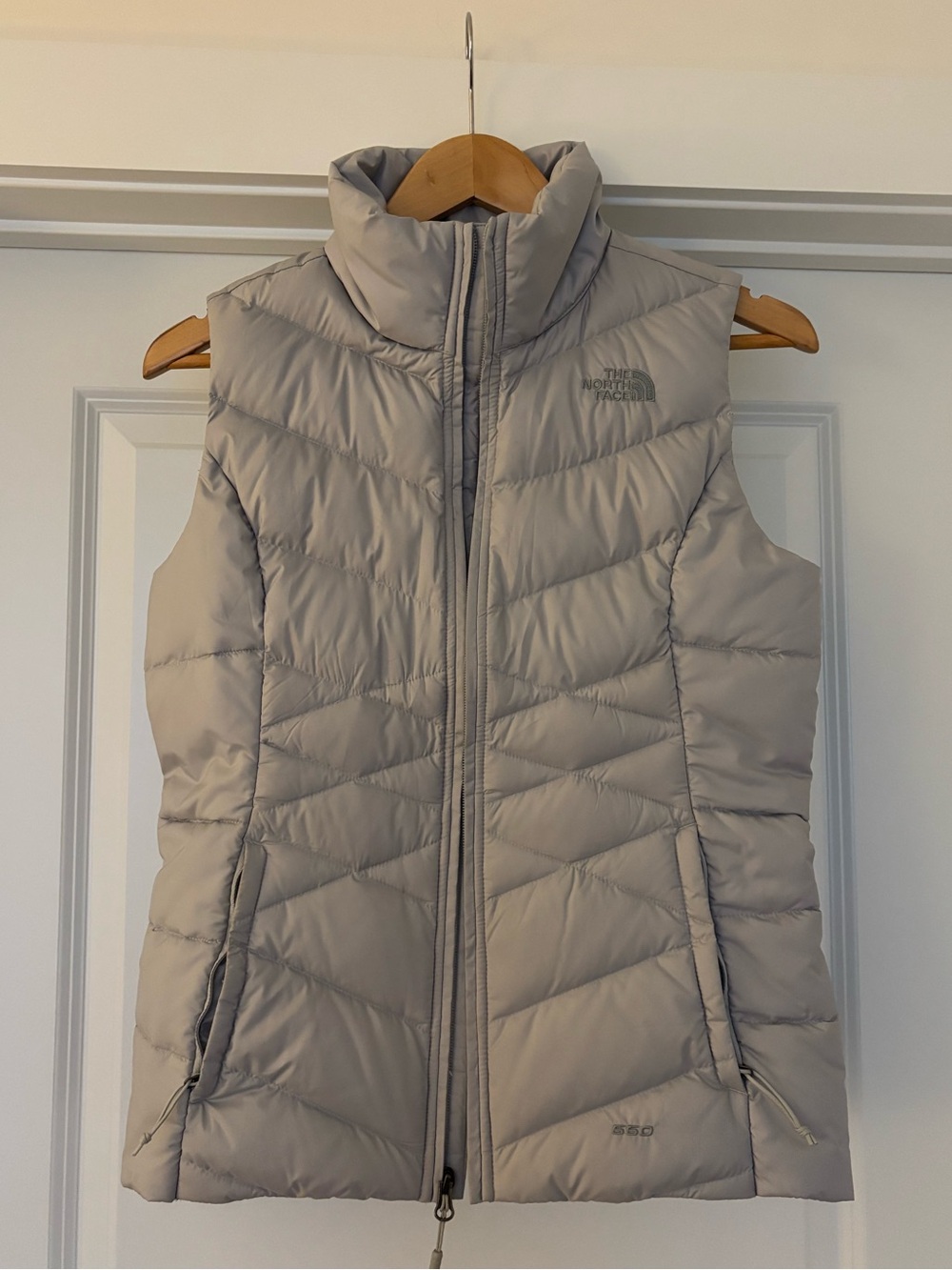 The North Face Women’s Aconcagua 550 Down Puffer Vest Gray Size Small